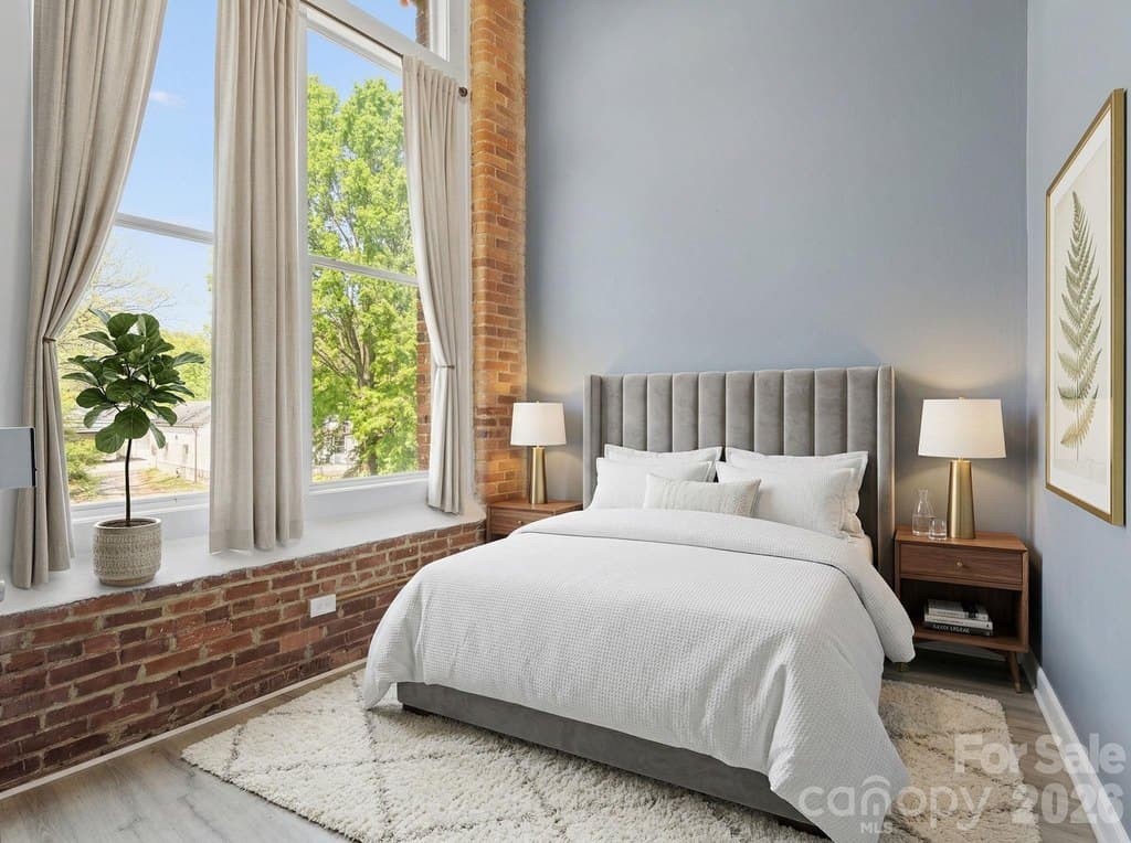 201 S Hoskins Rd Apt 236, Charlotte