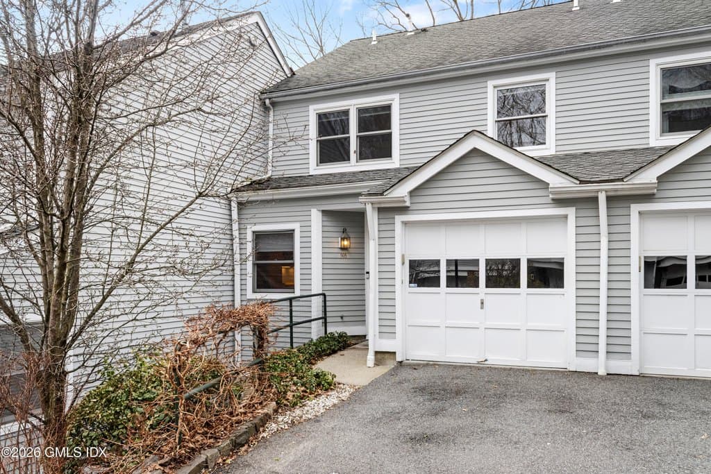 351 Pemberwick Rd Apt 505, Greenwich