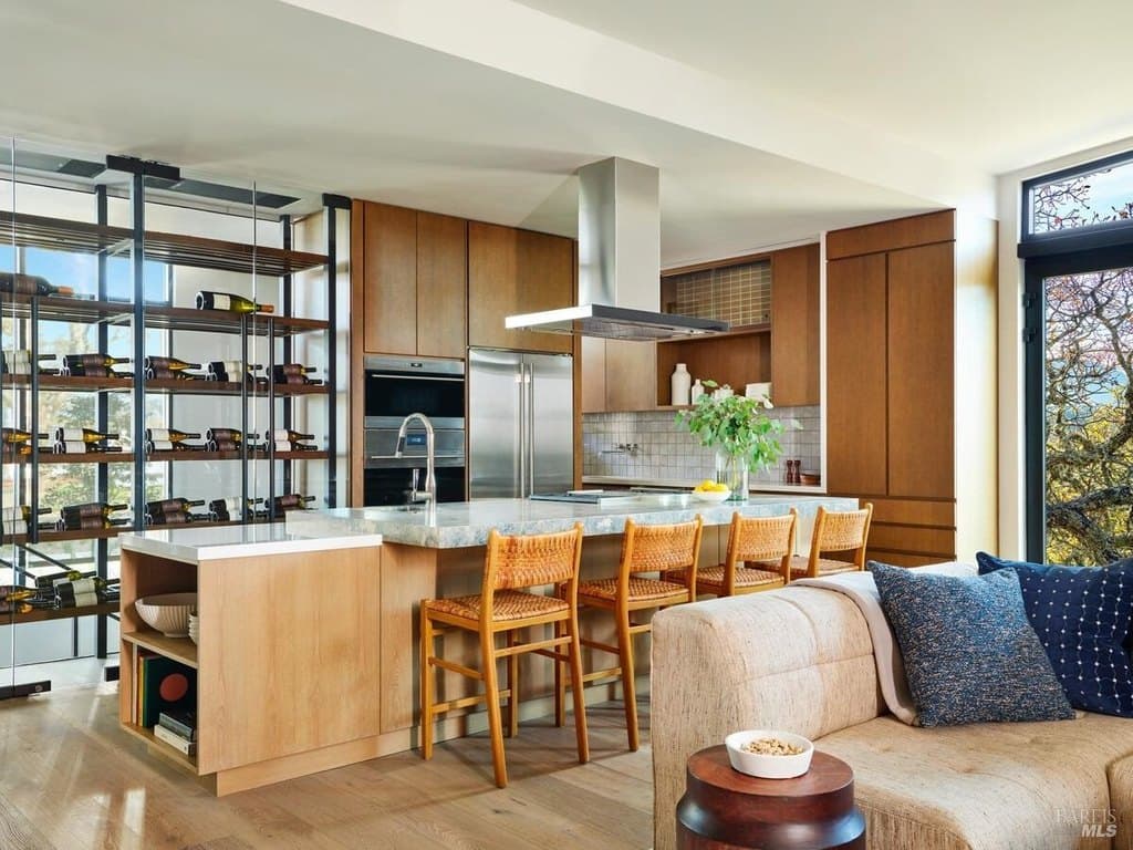 100 Sagebrush Ct, Healdsburg