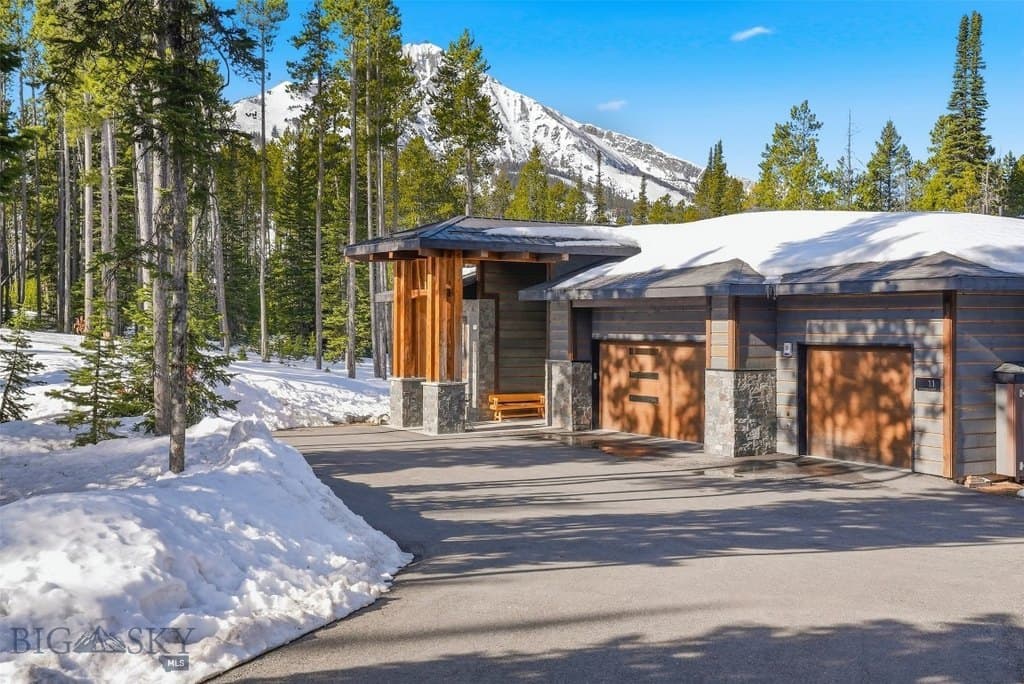 11 Speaking Eagle Rd, Big Sky