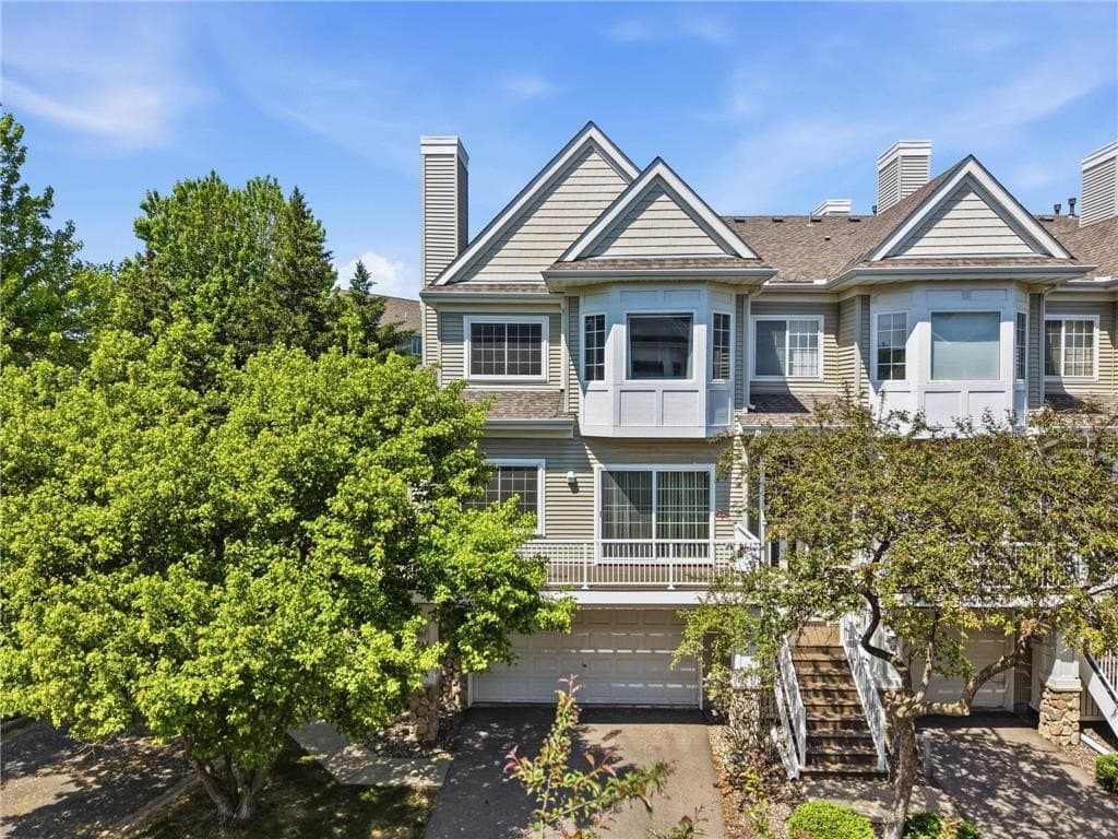 944 Fairfield Way, Minnetonka