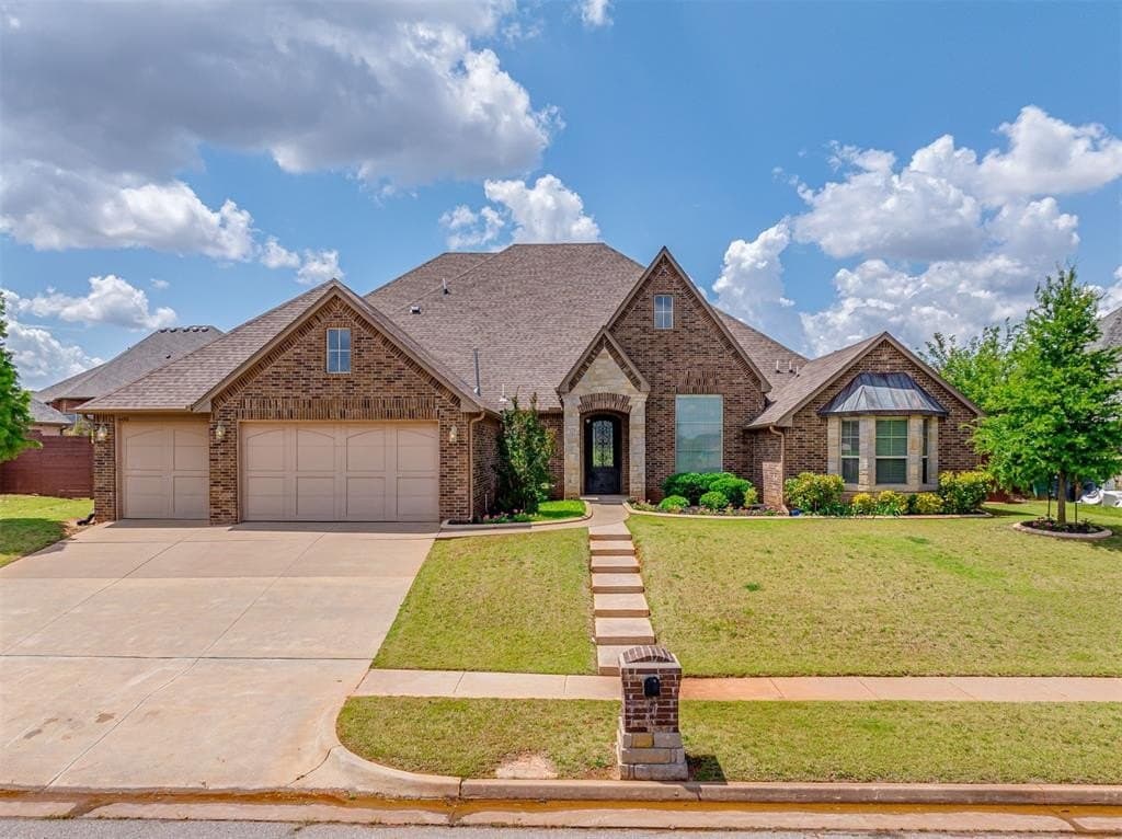 600 NW 153rd St, Edmond