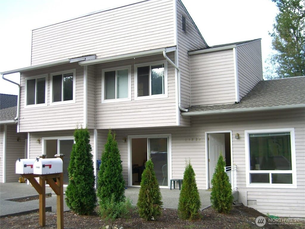 13820 SE Newport Way, Bellevue