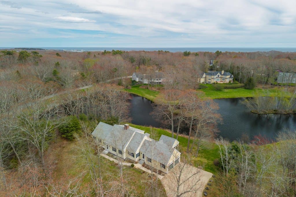 44 Oakwood Dr, Kennebunkport