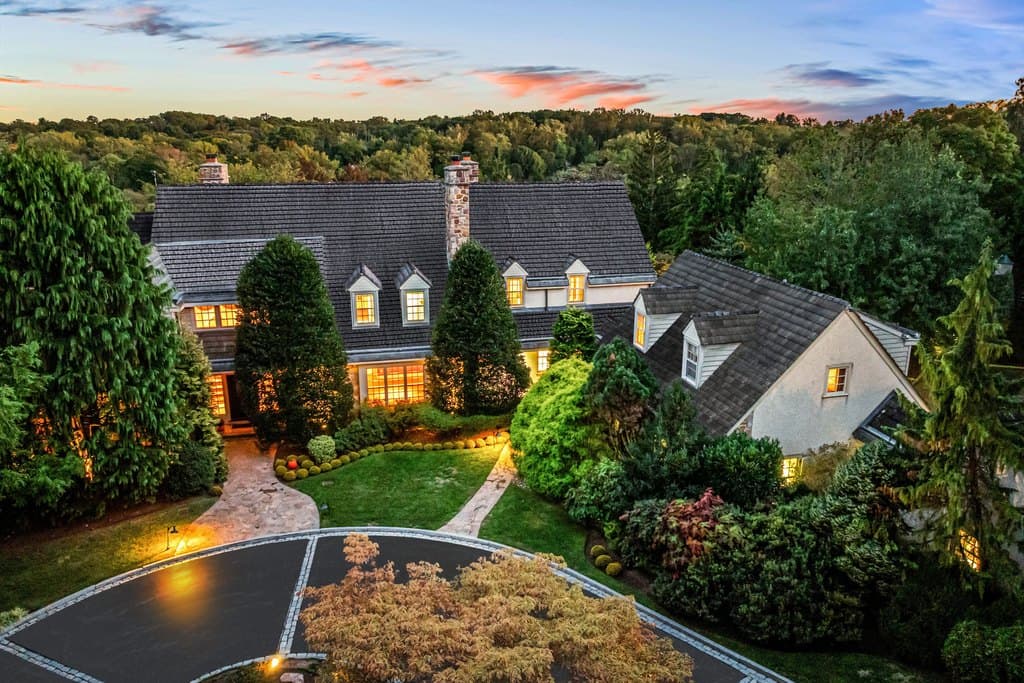 1225 Country Club Rd, Gladwyne