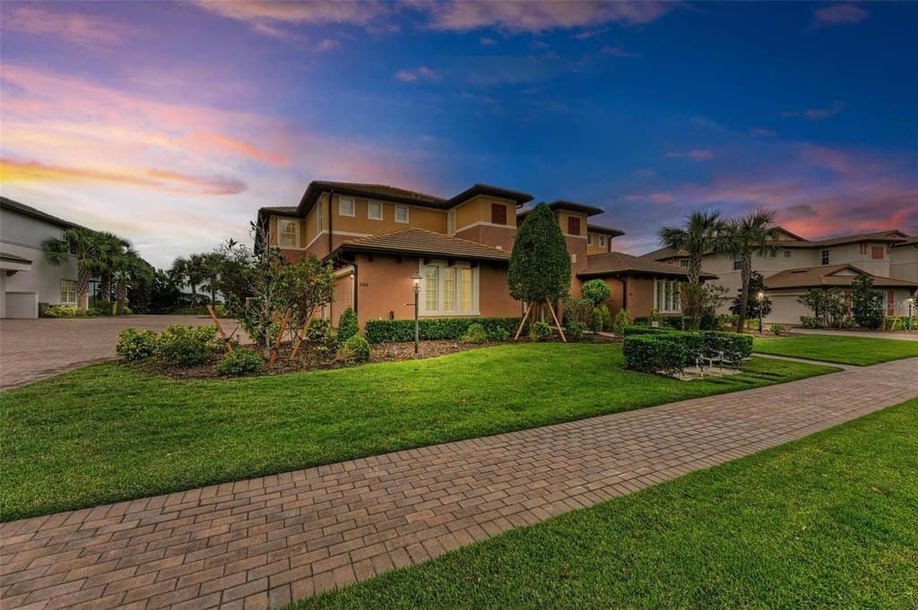 7374 Divot Loop, Bradenton