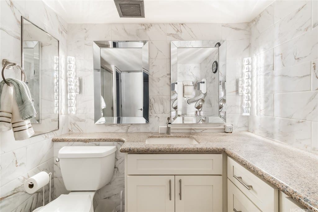 240 Makee Rd Apt 6B, Honolulu