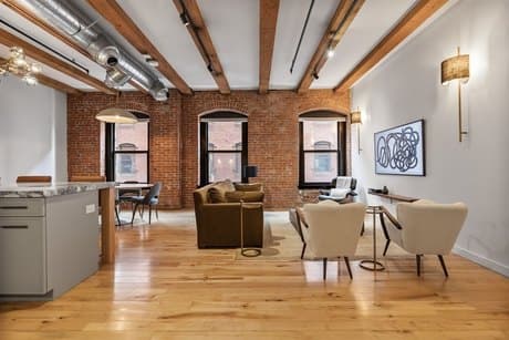 21 Wormwood St Unit 411