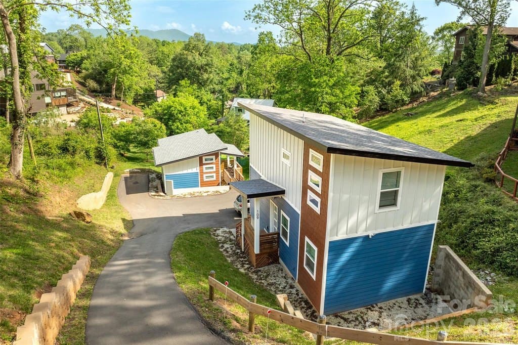 109 Thurland Ave, Asheville