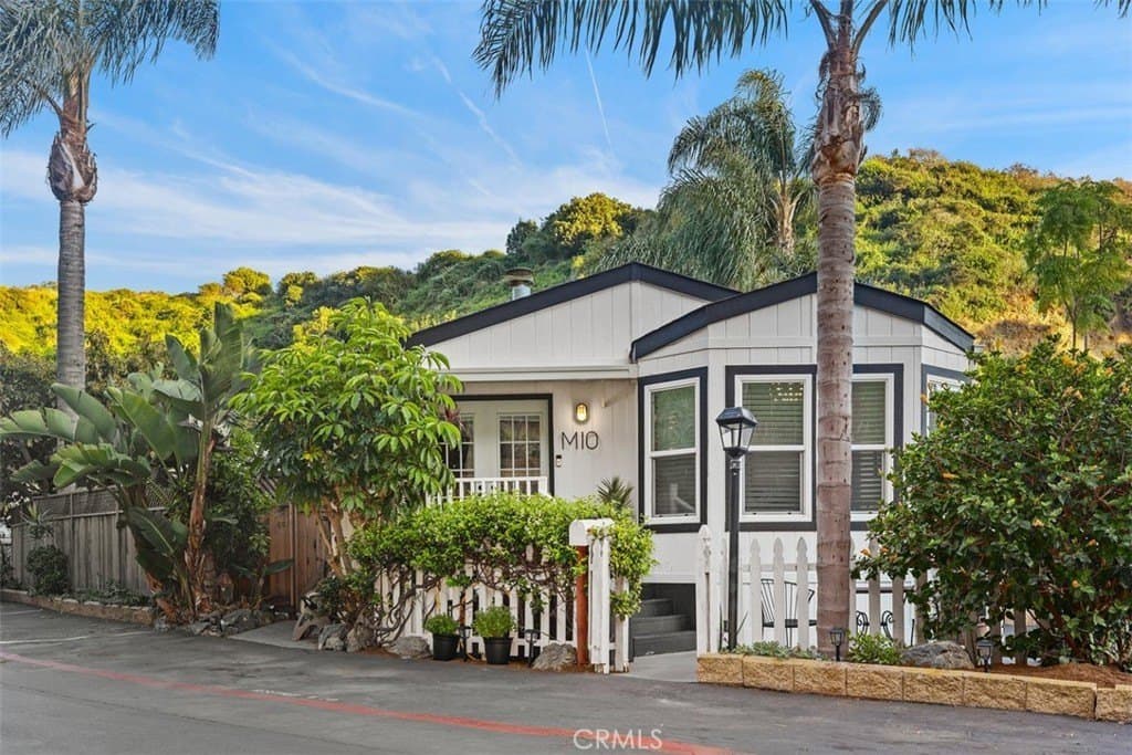 30802 Coast Hwy Spc M10, Laguna Beach