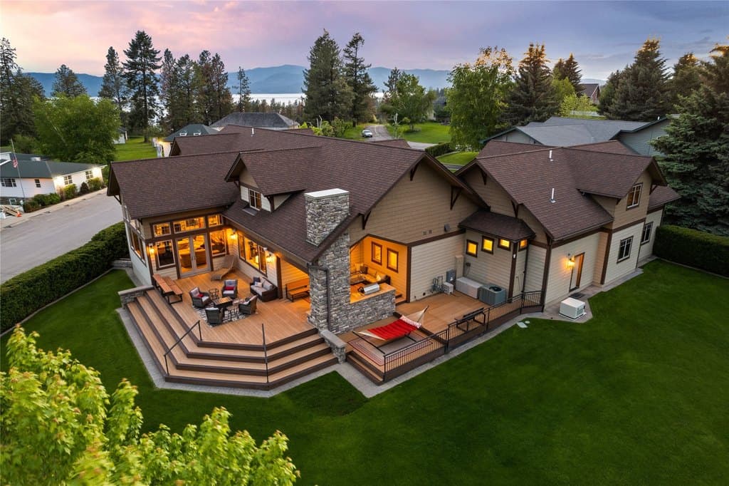 125 S Crestview Ter, Bigfork