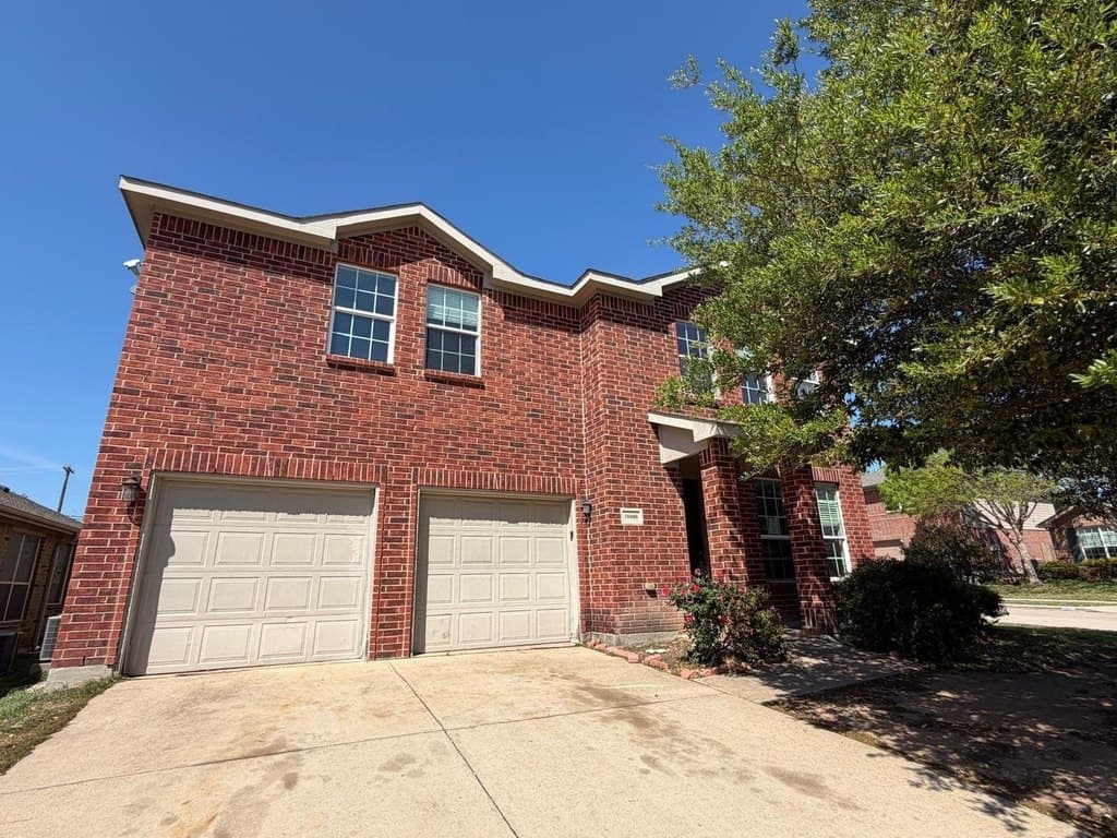 10400 Wagon Rut Ct, Fort Worth