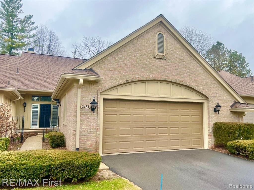2483 Hickory Glen Dr Unit 3, Bloomfield Hills