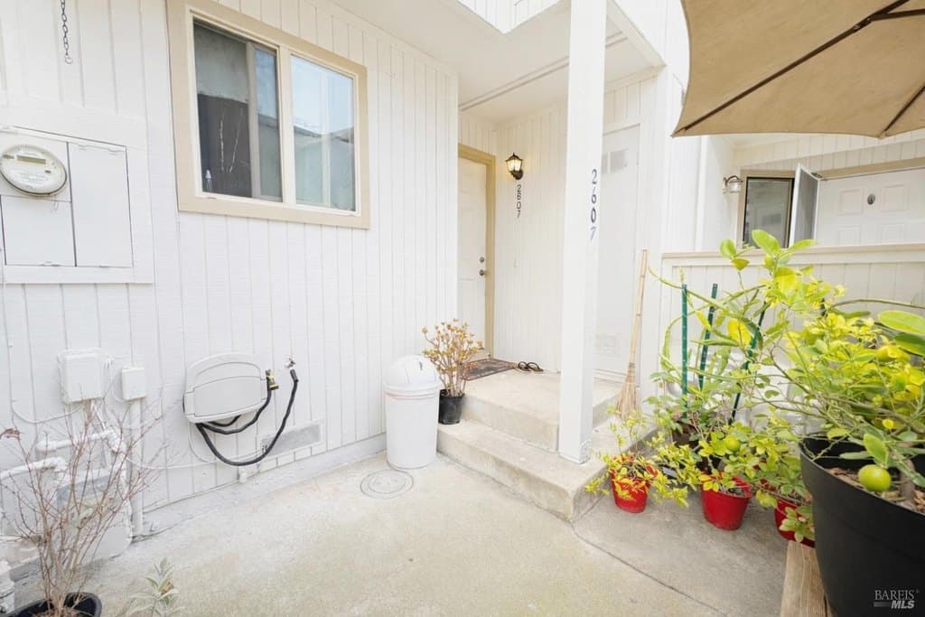 2607 Westberry Dr, Santa Rosa