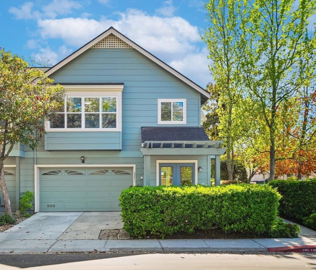 2291 Oaktree Dr Unit 201, Mountain View