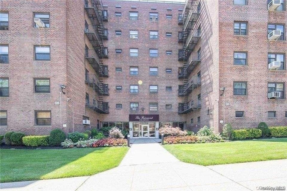 87-50 204th St Unit A66