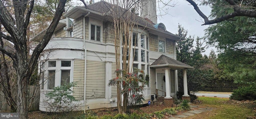 1650 Kirby Rd, McLean