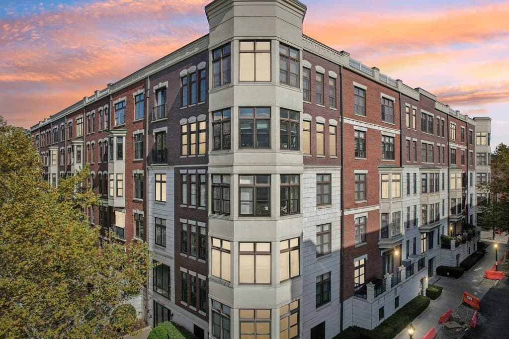 1301 Adams St Apt 311, Hoboken