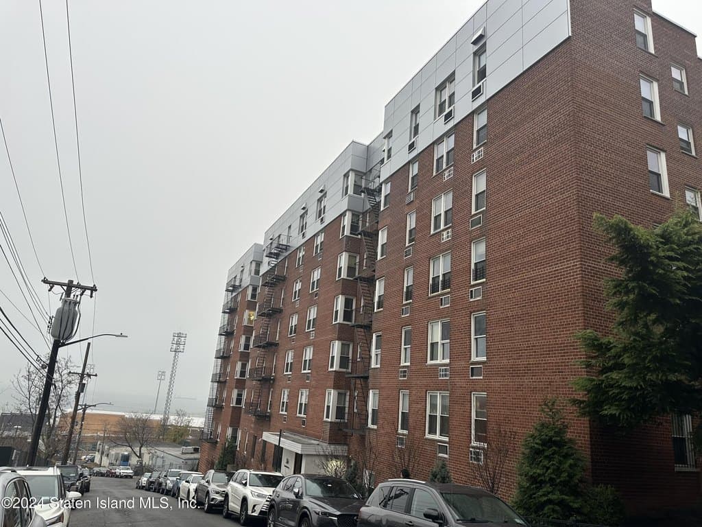 36 Hamilton Ave Apt 6J, Staten Island