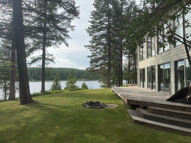 400 Cattail Dr, Whitefish