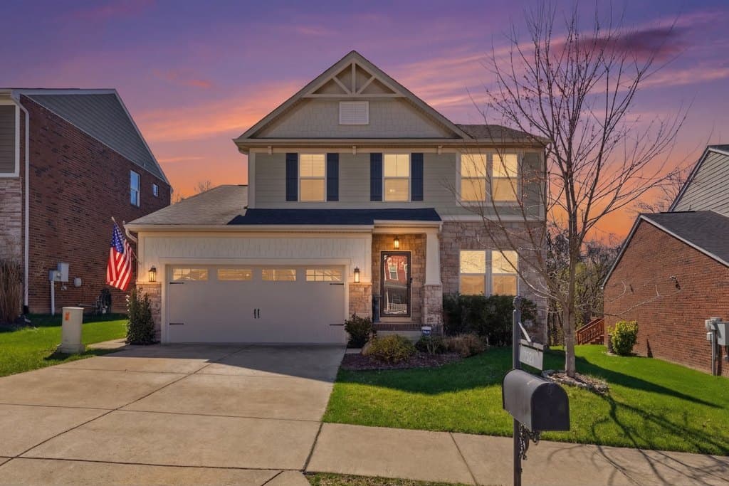 7521 Oakledge Dr, Brentwood