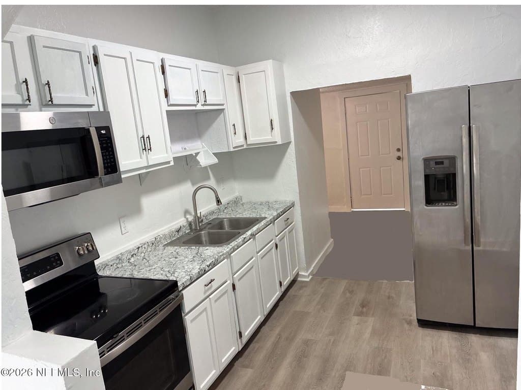 1555 W 6th St, Jacksonville