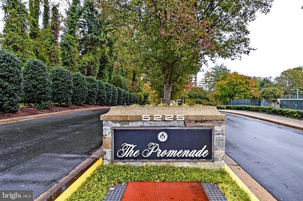 5225 Pooks Hill Rd Apt 1214N, Bethesda