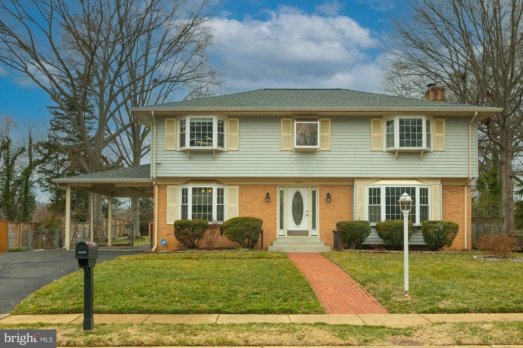 4304 Granada St, Alexandria