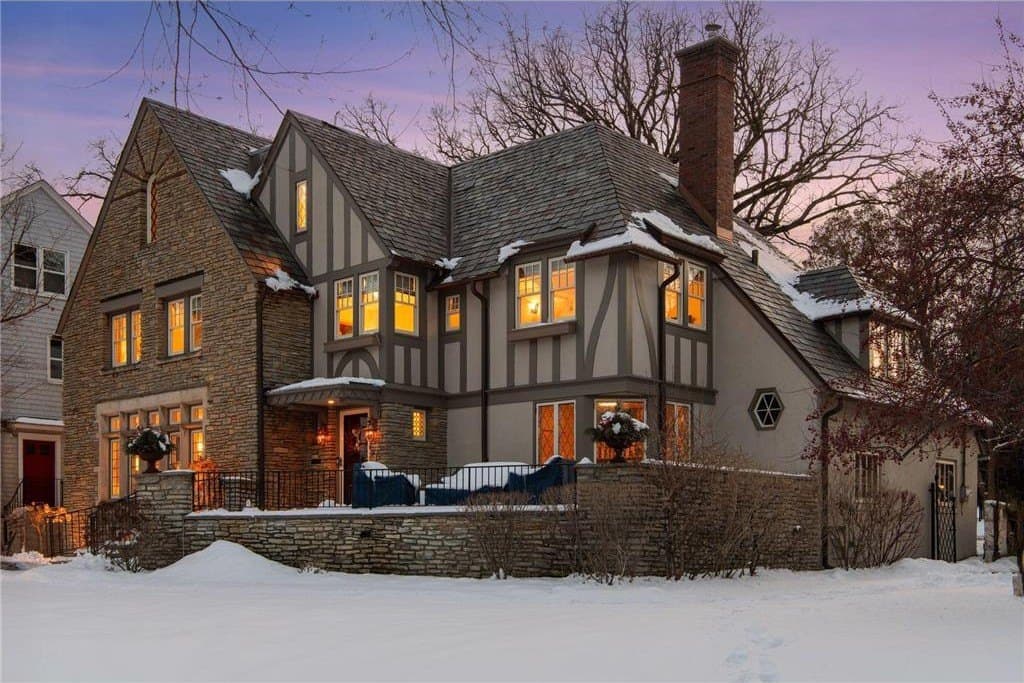 2116 W Lake of the Isles Pkwy, Minneapolis