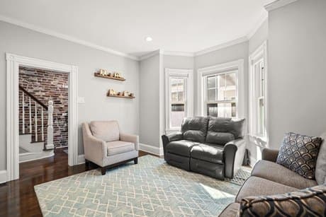 372 Silver St Unit 1