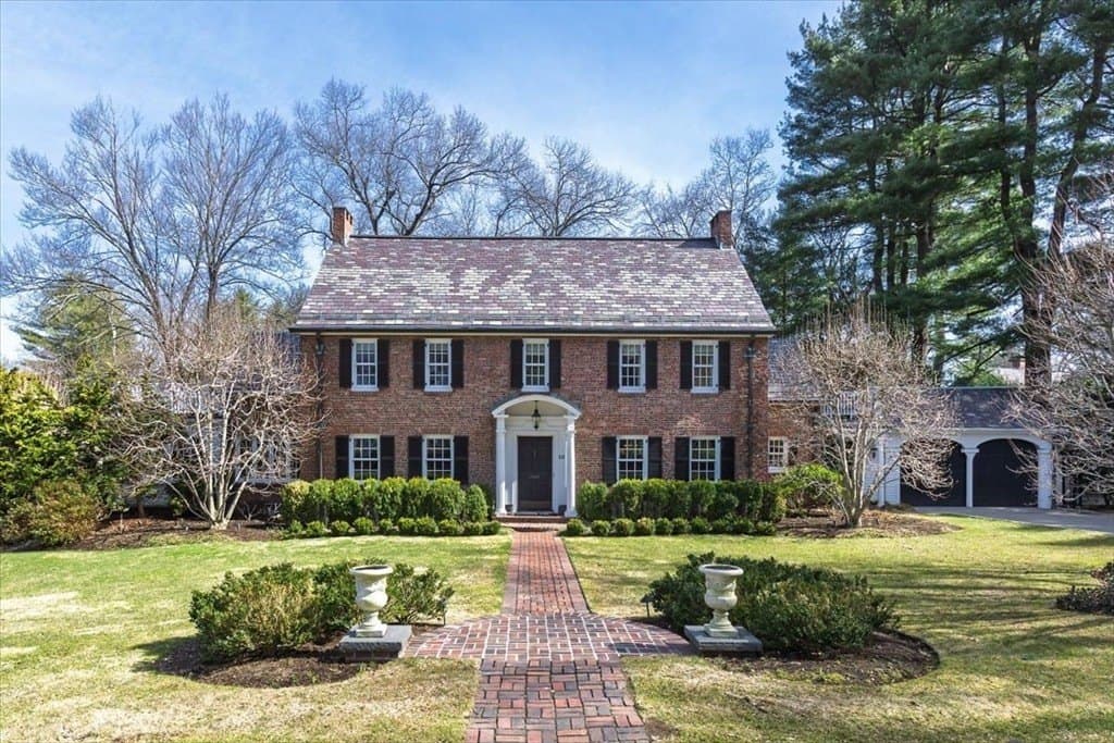 10 Clark Rd, Wellesley