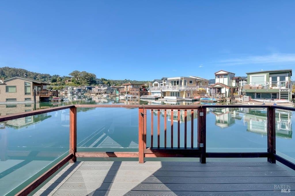 31 S 40 Dock, Sausalito