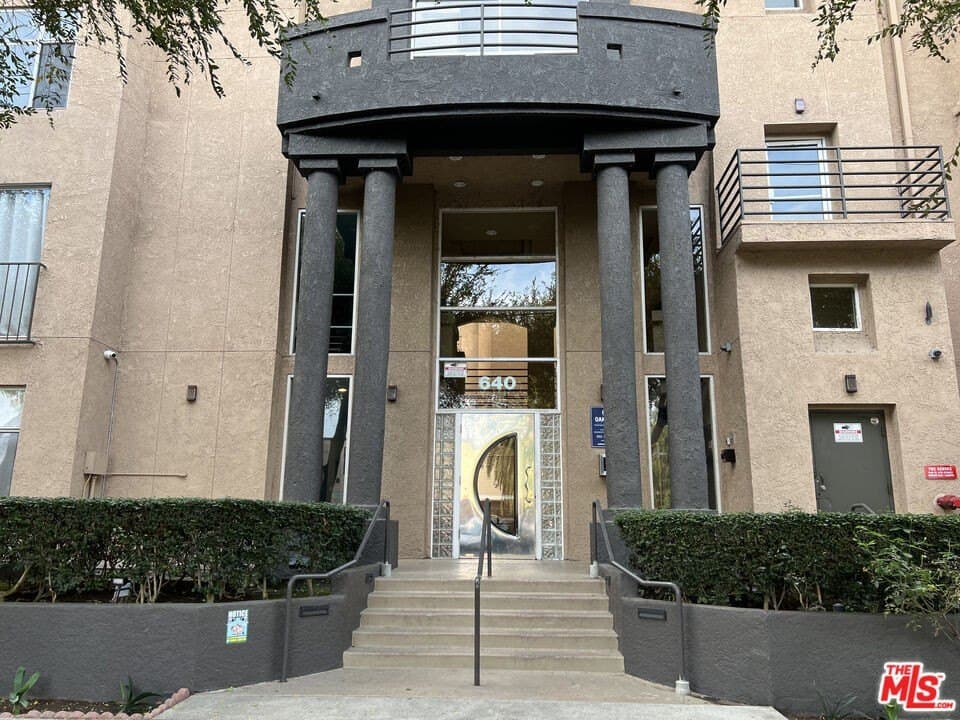 640 W 4th St Unit 205, Long Beach