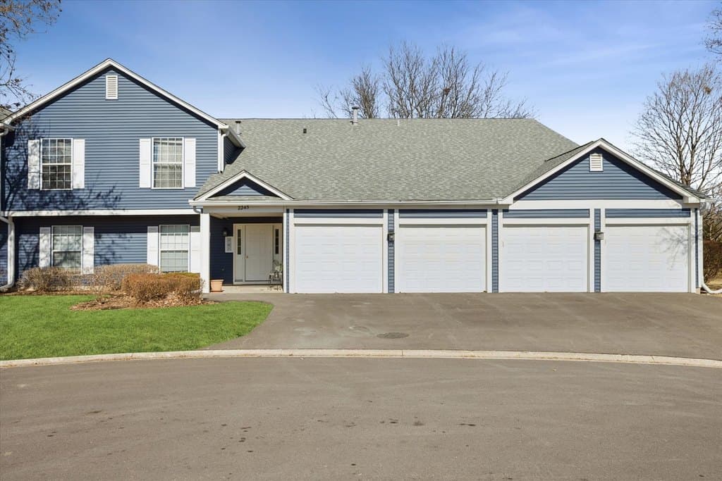 2245 Petworth Ct Unit 202C, Naperville