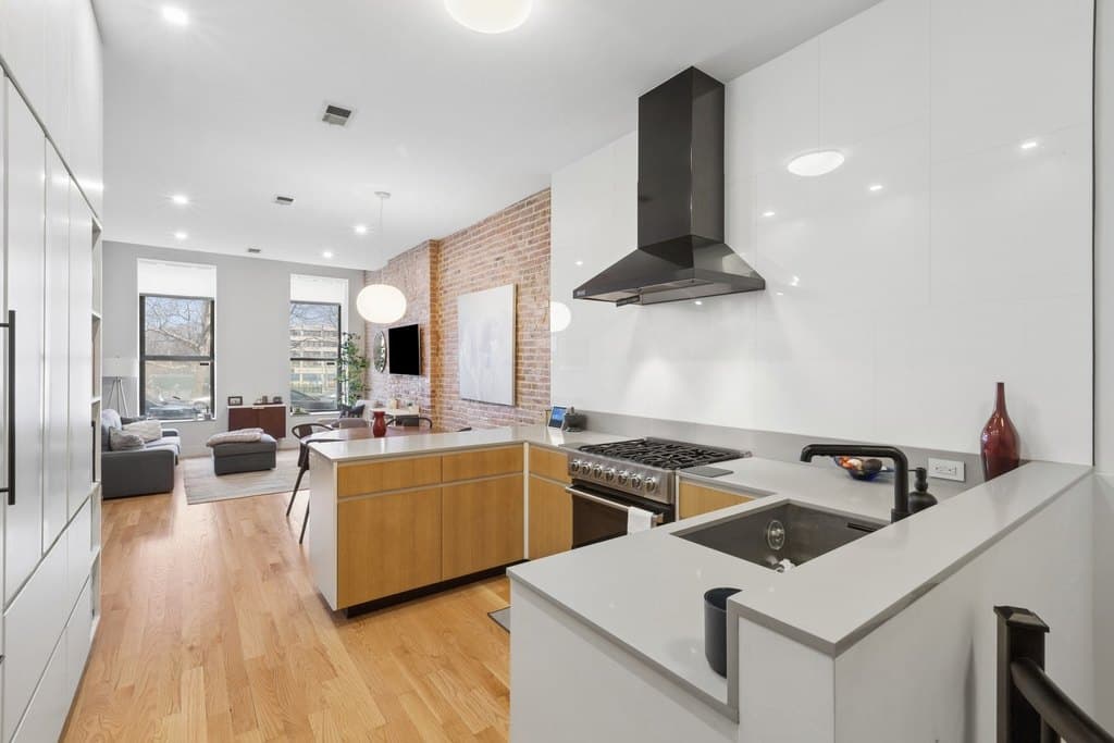 506 E 119th St Apt 1, New York