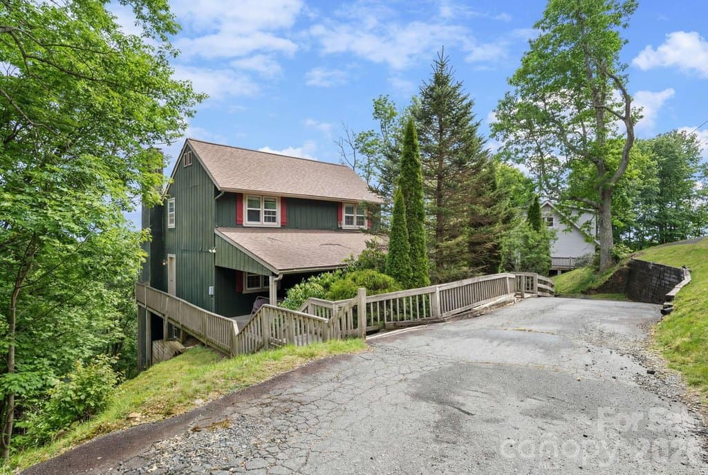 173 Chipmunk Ln, Blowing Rock