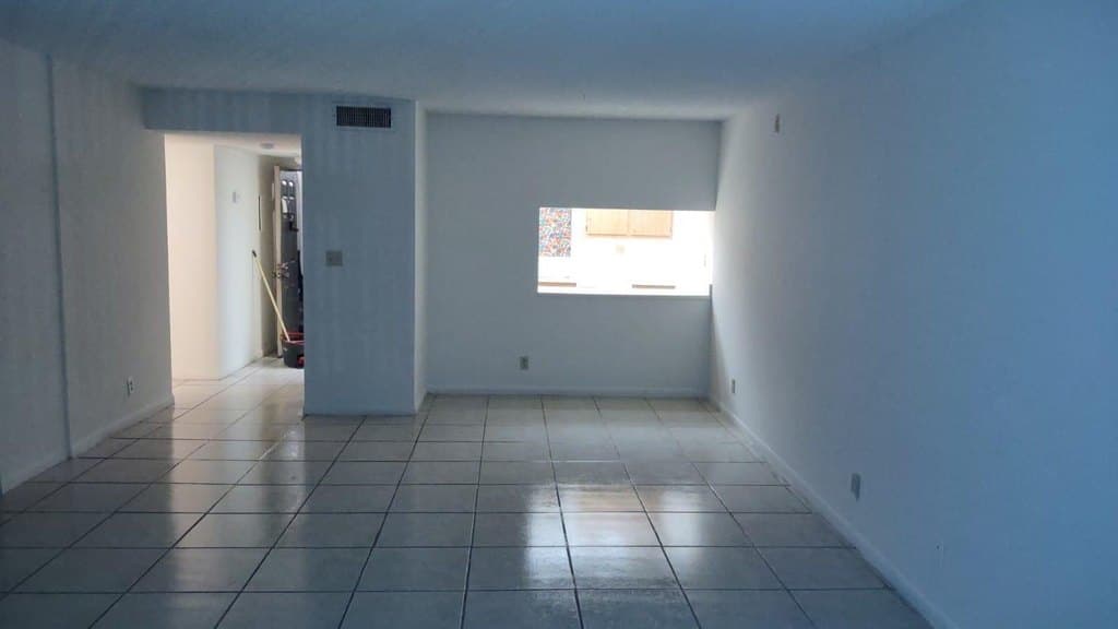 1950 N Congress Ave Apt J211, West Palm Beach