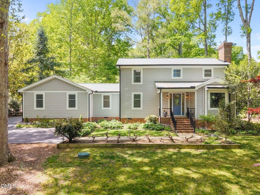 8 Sedgewood Rd, Chapel Hill