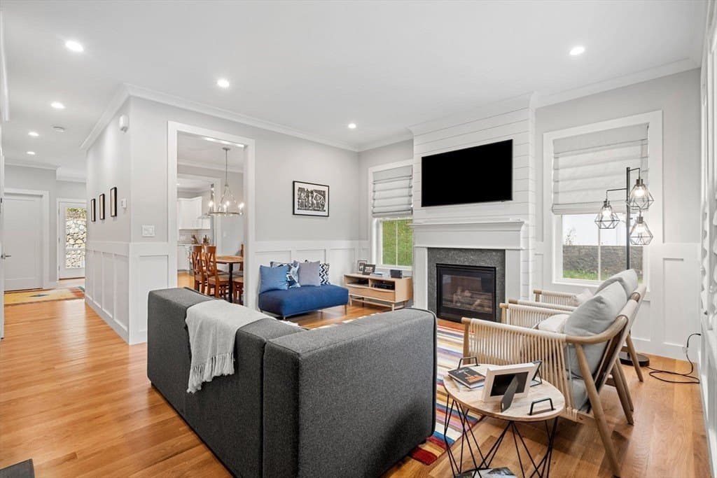 16 Breck Ave Unit 18