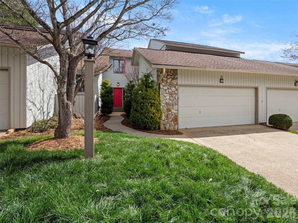 103 Parkway Ct, Asheville