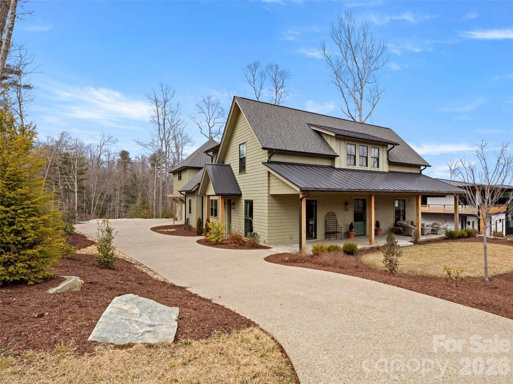 206 Kelmscott Ln, Asheville