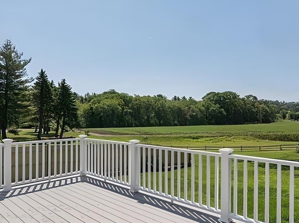 122 Marrett Rd, Lexington