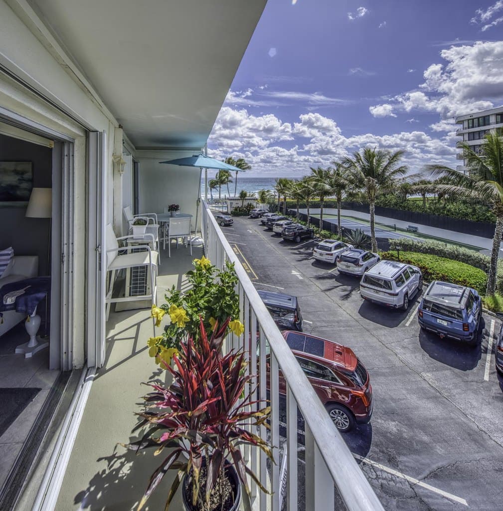 3030 S Ocean Blvd Apt 328, Palm Beach