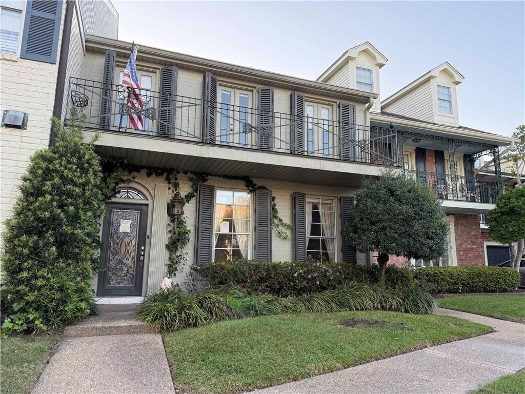 219 Rue Saint Ann St, Metairie