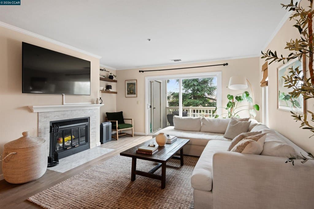 2721 Oak Rd Apt L