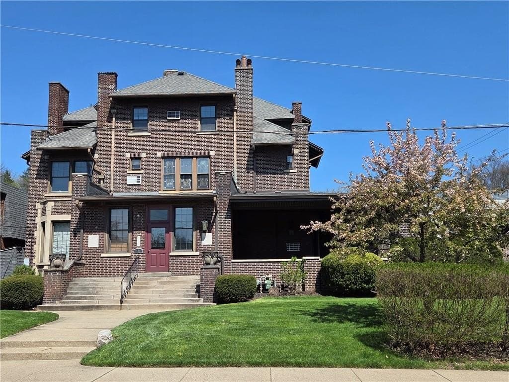 701 4th St Apt 2, Pittsburgh