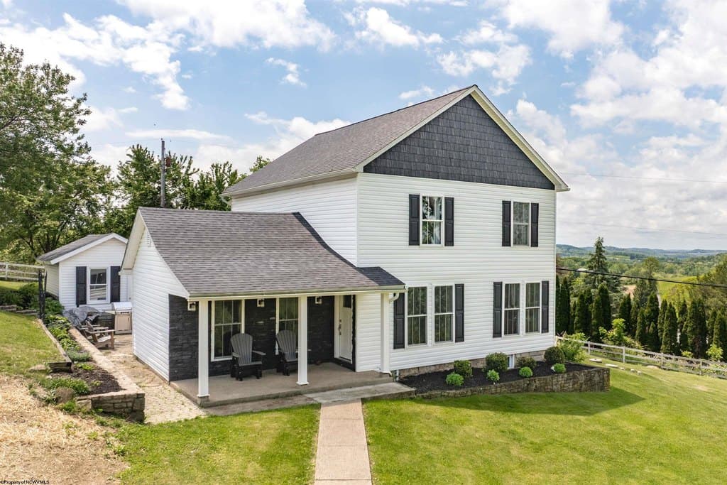 674 Pleasant Hill Rd, Morgantown