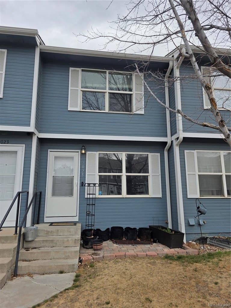 2025 Oakcrest Cir Unit 2H, Castle Rock