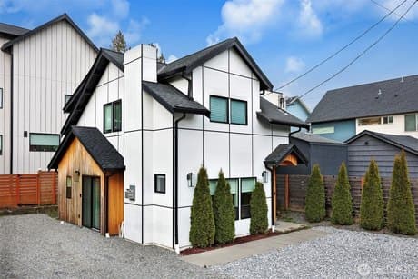 7514 12th Ave SW Unit B