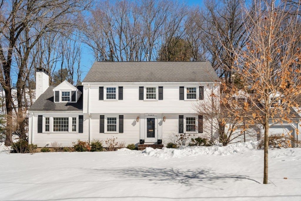 141 Hampshire Rd, Wellesley